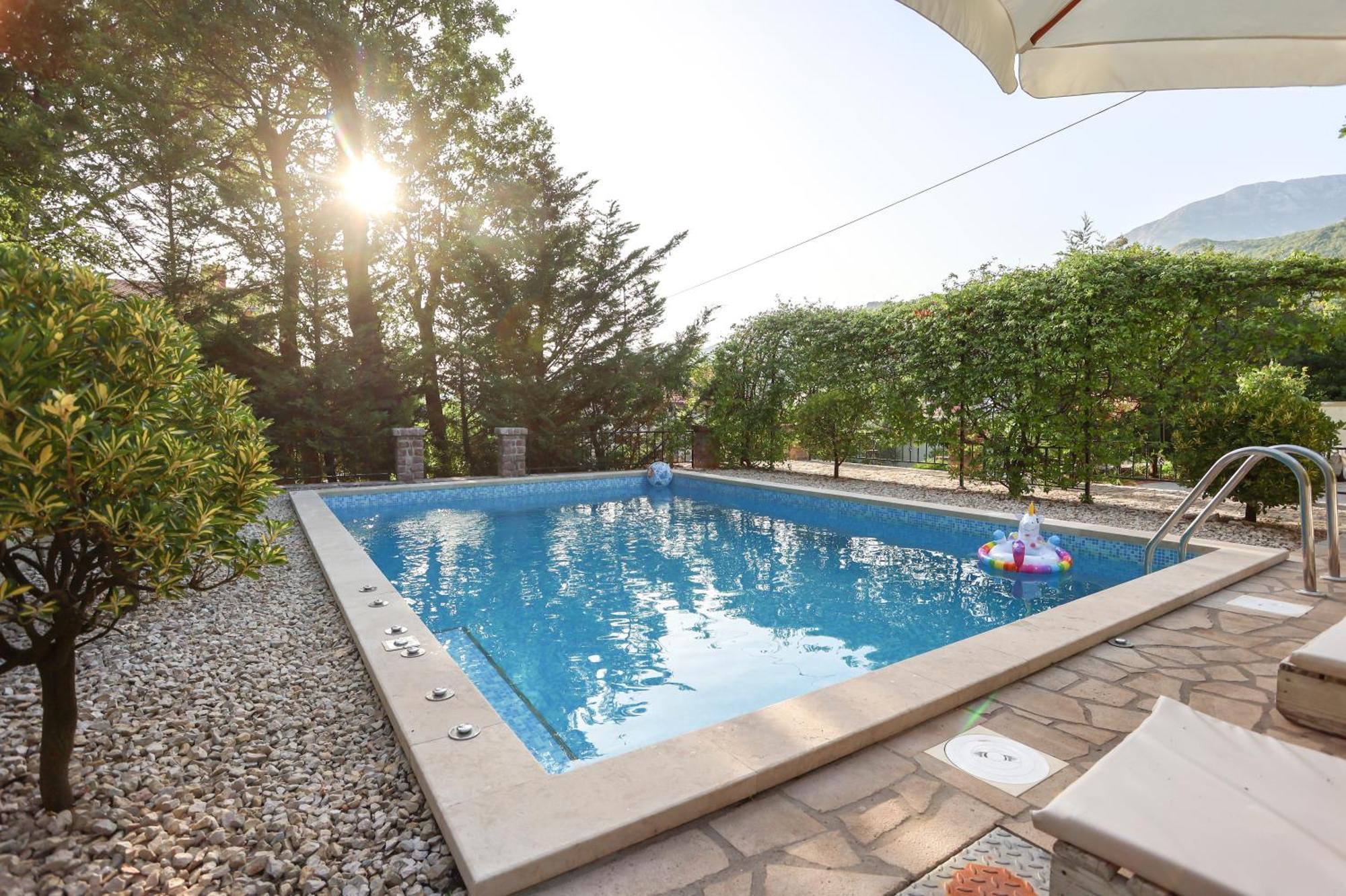 Villa Besha 헤르섹 외부 사진
