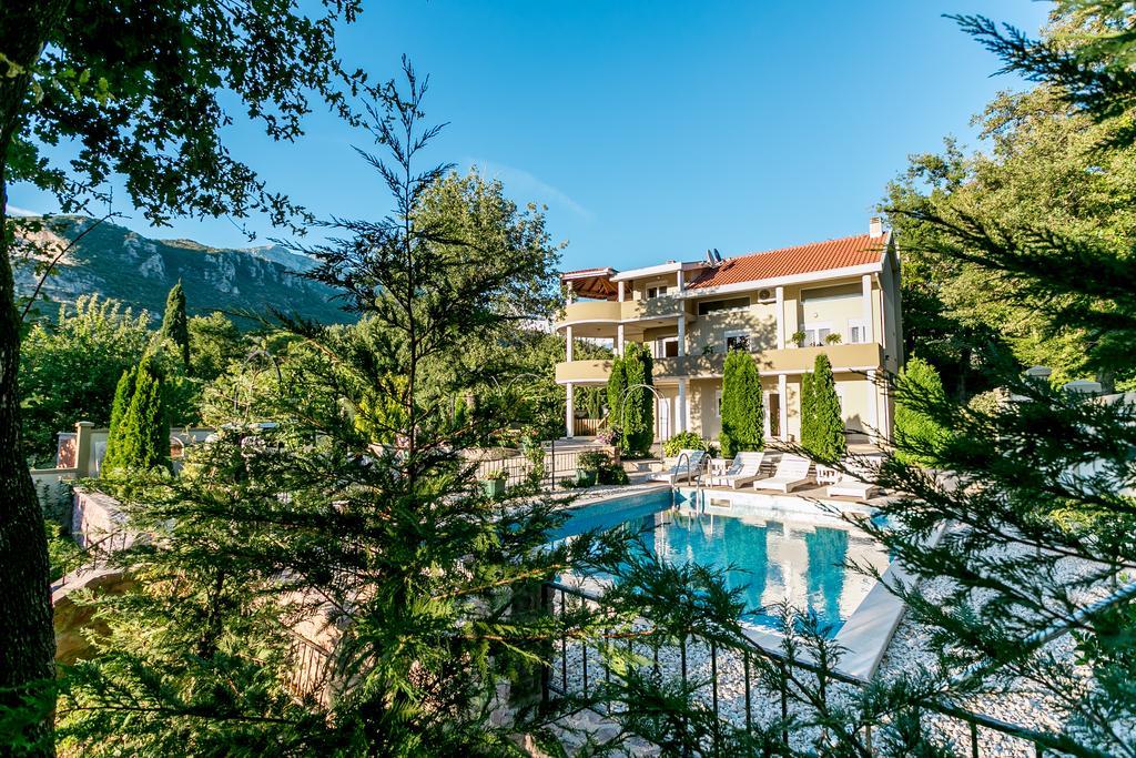 Villa Besha 헤르섹 외부 사진