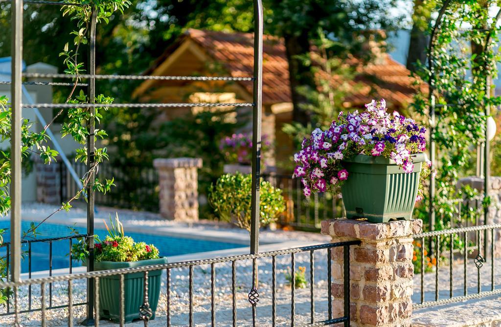 Villa Besha 헤르섹 외부 사진