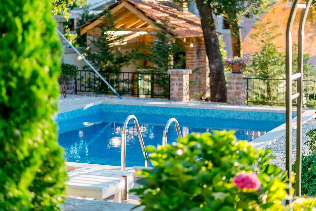 Villa Besha 헤르섹 외부 사진