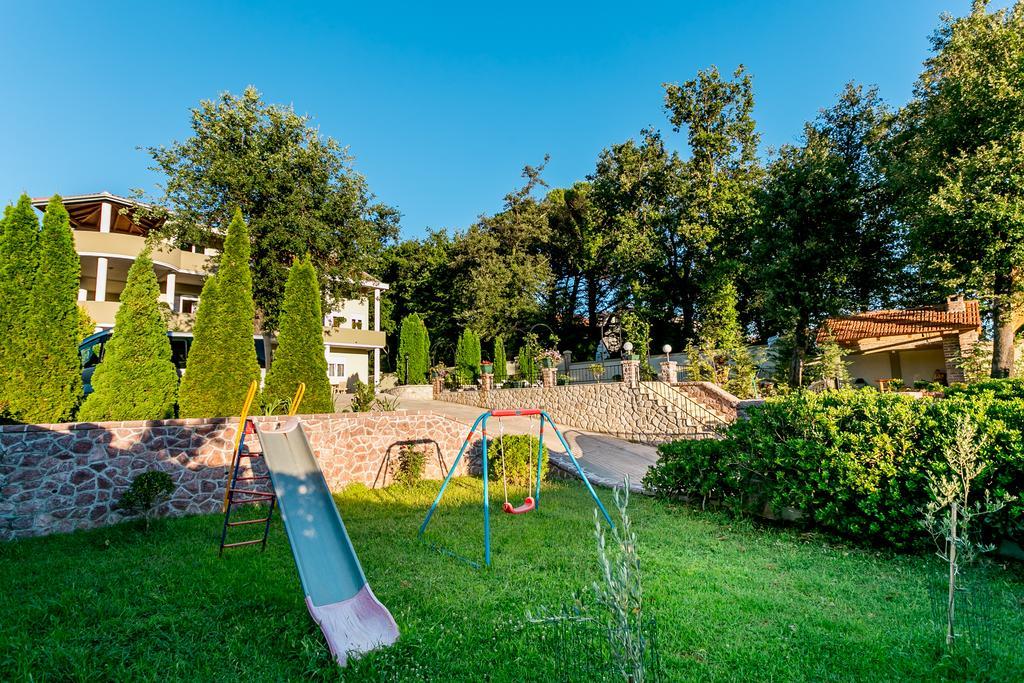 Villa Besha 헤르섹 외부 사진