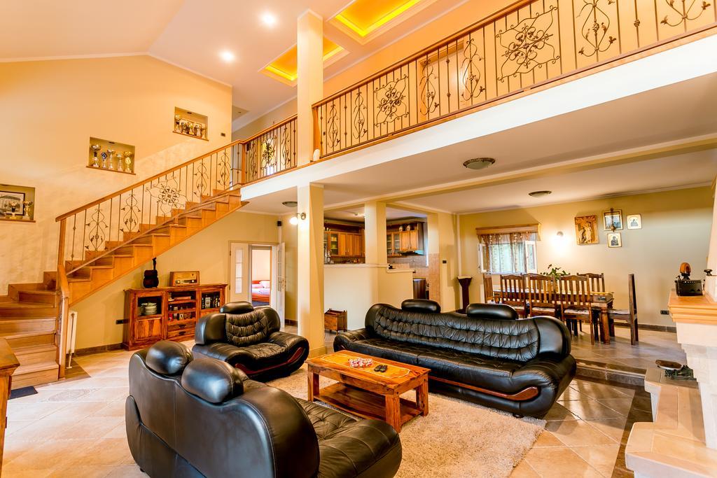 Villa Besha 헤르섹 외부 사진