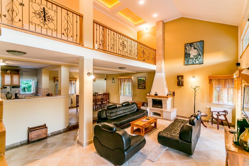 Villa Besha 헤르섹 외부 사진
